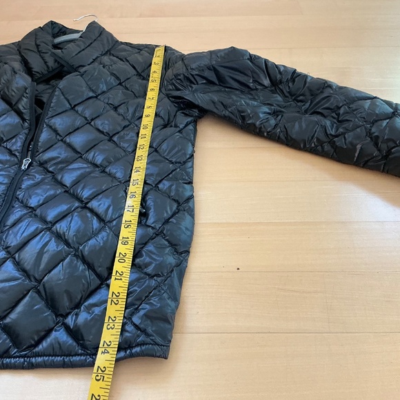 Women’s Light Down Puffer-Large - Picture 2 of 8